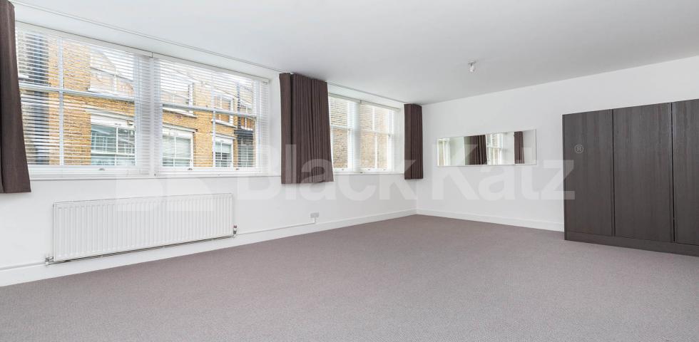			2 Bedroom, 2 bath, 1 reception Apartment			 TABERNACLE STREET EC2A, OLD STREET - SHOREDITCH - LIVERPOOL STREET
